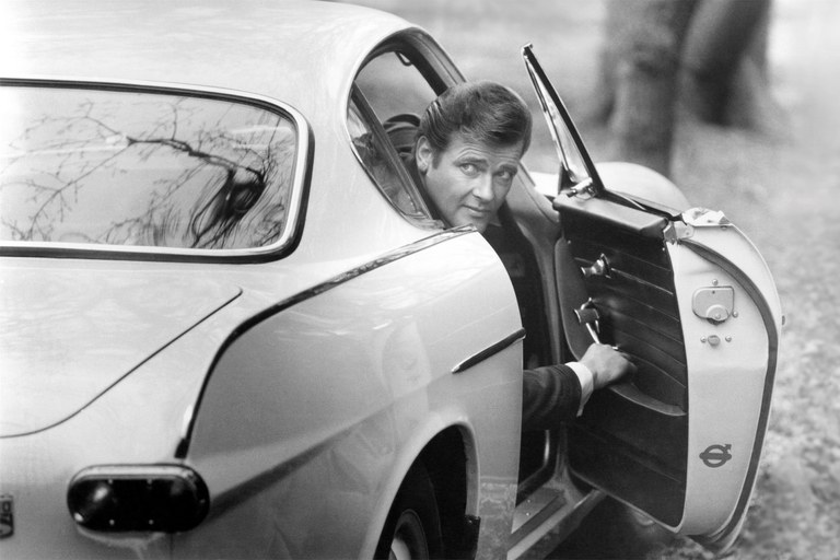 225618 Roger Moore as Simon Templar in The Saint TV Series