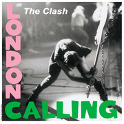 London Calling (The Clash, 1979). Ο Paul Simonon δεν φέρθηκε στην κιθάρα με την στοργή του Έλβις, ωστόσο το copy paste εξώφυλλο της μπάντας κατάφερε να γράψει ιστορία.