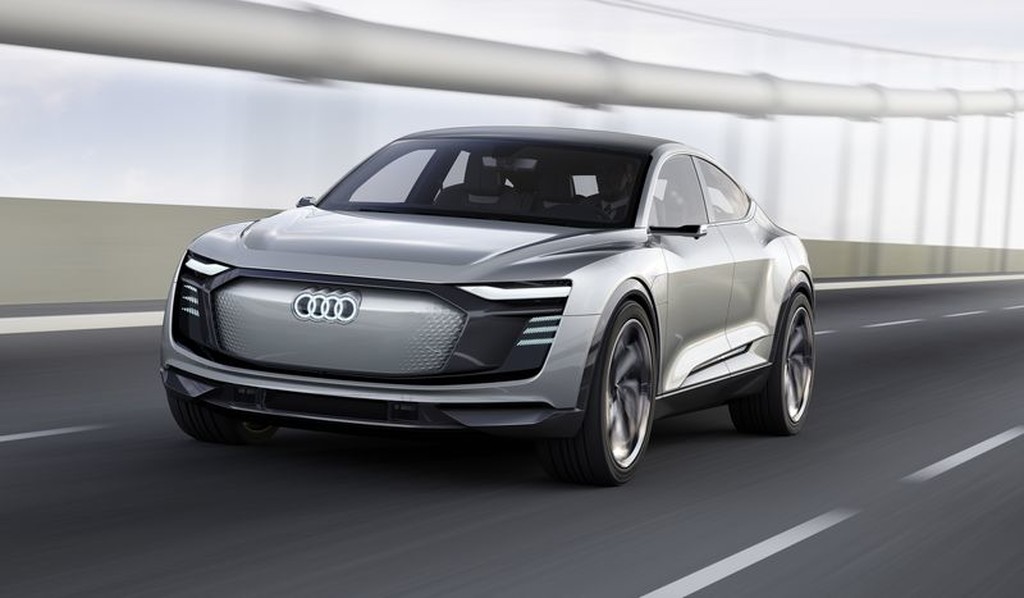 Η Audi θα κυκλοφορήσει στους δρόμους το batmobil