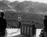 Η Marilyn Monroe κάνει σόου μπροστά σε χιλιάδες στρατιώτες στην Κορέα