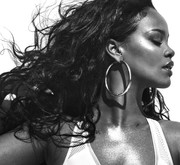 Ψιλοαρρωστήσαμε με την τελευταία φωτογράφηση της Rihanna