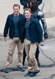 ο Chris Evans (Captain America) και ο κασκαντέρ Sam Hargrave