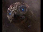Ο Mothra είναι κάτι σαν κολλητός του Godzilla