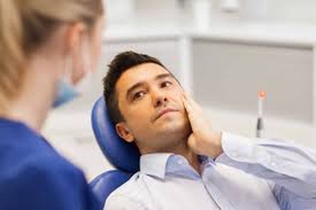 αυτοάνοσα νοσήματα. Αν και σπάνιο, αν έχεις κάποιο αυτοάνοσο μπορεί να επηρεάσει την υγεία των δοντιών σου και να προκαλέσουν πόνο. 