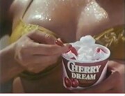Cherry Dream:

Από την Δέλτα με κρέμα και κεράσι!