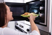 «Οποιαδήποτε μέθοδος που ζεσταίνει το φαγητό (φούρνος μικροκυμάτων, βράσιμο, τηγάνισμα κ.λπ.) μειώνει τα επίπεδα των βιταμινών που είναι ευαίσθητες στη ζέστη