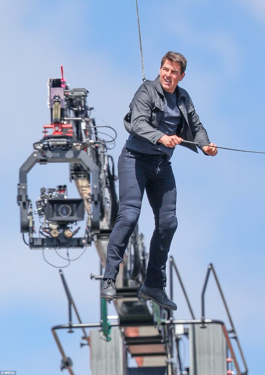 O Tom Cruise γυρίζει την πρώτη του ταινία στο διάστημα