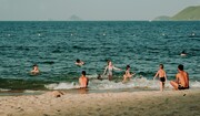 Βγείτε στην στεριά και κάντε διατάσεις στο σημείο που πονάτε. Επίσης…