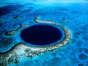 Η Μεγάλη Μπλε Τρύπα, Κεντρική Αμερική