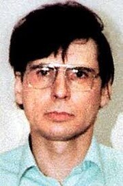 Dennis Nilsen: Ο serial killer που σκότωνε για να μην αισθάνεται μόνος