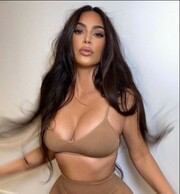 Οι πιο καυτές στιγμές της Kim Kardashian για το 2020
