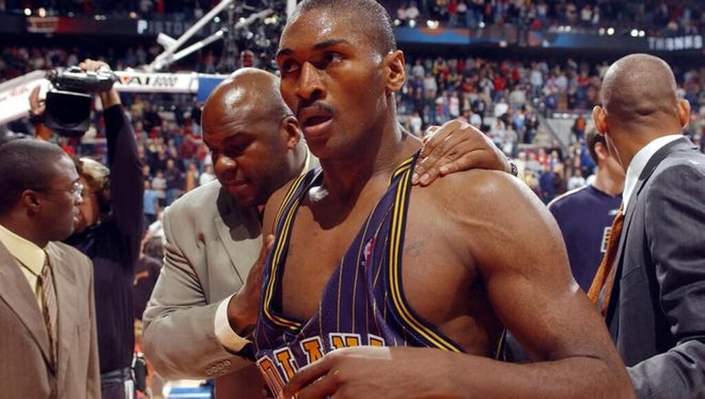 Ron Artest (Pacers): Εκτός για την υπόλοιπη σεζόν, πρόστιμο $4,995,000