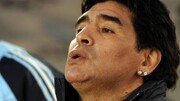 Τα σκουλαρίκια του Maradona έφτιαξαν ένα νέο must στο ανδρικό στυλ