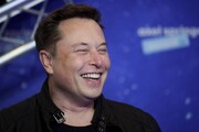 To μεγαλύτερο μου λάθος είναι ότι μερικές φορές εκτίμησα περισσότερο το ταλέντο ενός ανθρώπου από ότι την προσωπικότητά του. Κατάλαβα ότι είναι σημαντικότερο να έχει κάποιος καλή καρδιά.
Elon Musk