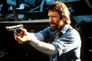 Chuck Norris: Ο βασιλιάς των trash ταινιών δράσης που κατέκτησε την τηλεοπτική ιστορία