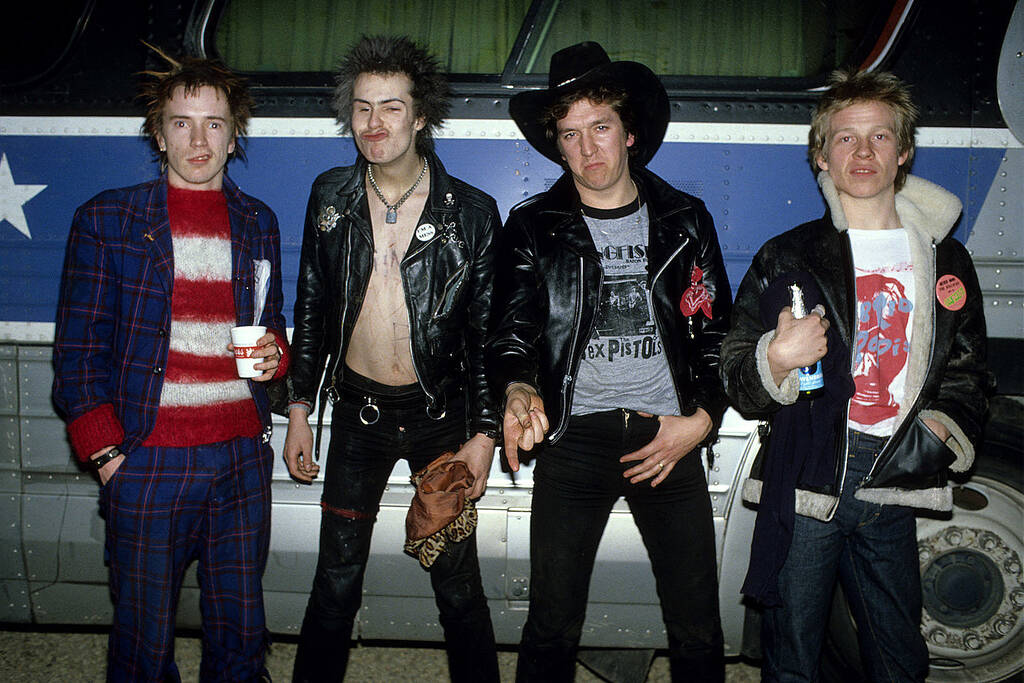 Το Punk rock (ή απλά punk) (ελληνική απόδοση: Πανκ ροκ) είναι μουσικό είδος που ξεκίνησε στις Ηνωμένες Πολιτείες της Αμερικής τη δεκαετία του 1960, αρχικά από τη Νέα Υόρκη, και έγινε γνωστό στα μέσα της δεκαετίας του 1970. Οι ρίζες του βρίσκονται στο garage rock, σε μουσικούς όπως η Πάττι Σμιθ και συγκροτήματα όπως οι MC5, Stooges, Ramones, New York Dolls και Dead Kennedys,