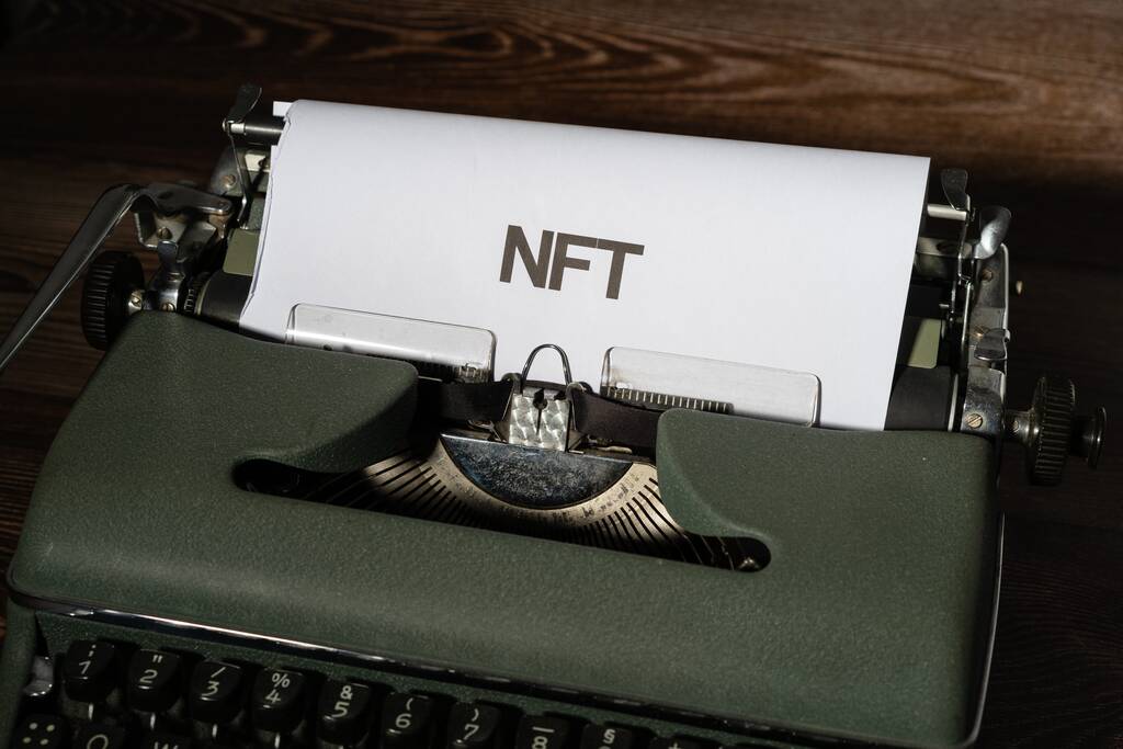 Ποια είναι η διαφορά λοιπόν με τα κρυπτονομίσματα ή τα NFT; 
