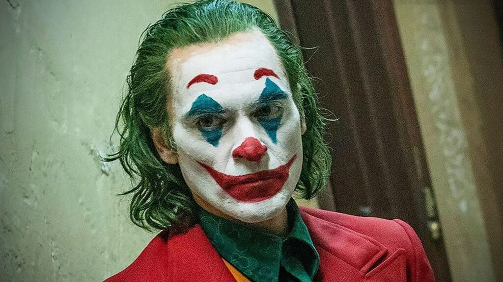 To Joker είναι αμερικανική δραματική, ψυχολογική, θρίλερ ταινία του 2019 σε σκηνοθεσία Τοντ Φίλιπς, ο οποίος συμμετείχε και στη συγγραφή του σεναρίου μαζί με τον Σκοτ Σίλβερ. Η ταινία είναι βασισμένη σε χαρακτήρες της DC Comics κι έχει πρωταγωνιστή τον Χοακίν Φίνιξ ως Joker. 
