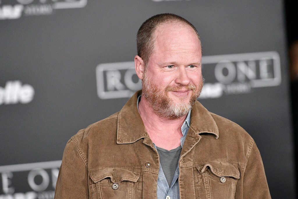 Να συνεχίσει από εκεί που το άφησε ο Josh Whedon στην Justice League του 2017 (ευτυχώς όχι).