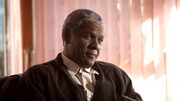 Η εικονική ερμηνεία του ως Νέλσον Μαντέλα στο «Mandela: Long Walk to Freedom».


