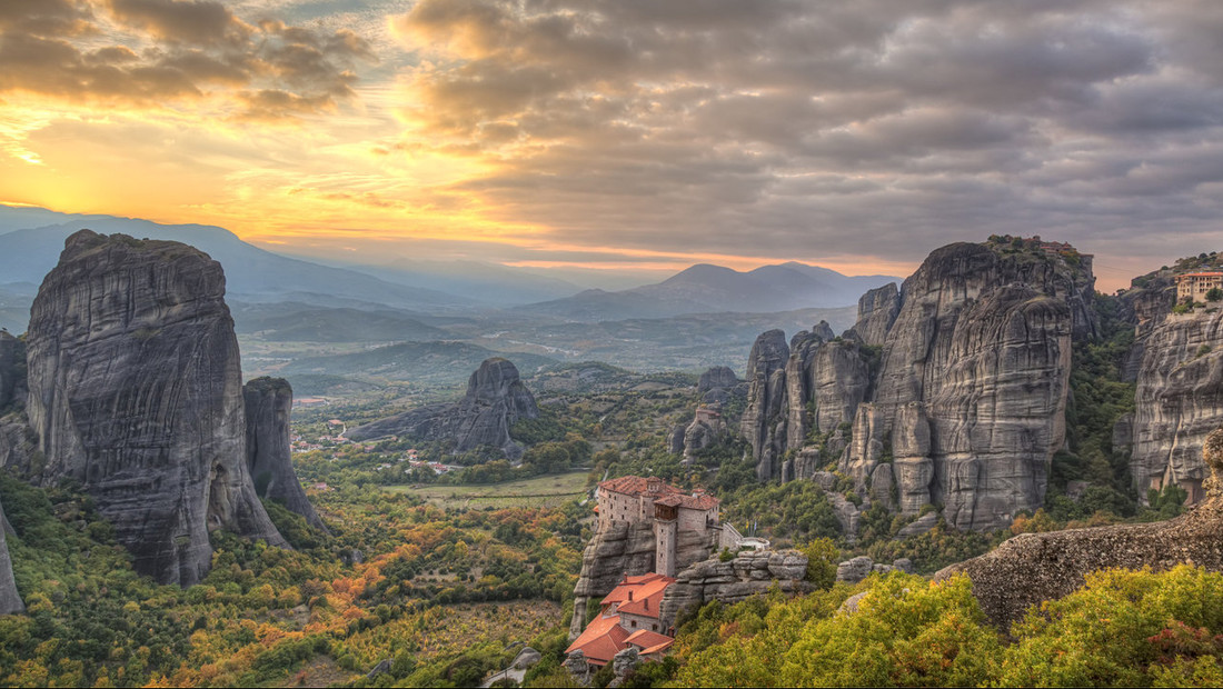 7 μέρη στην Ελλάδα που θα μπορούσαν να στηθούν μαγευτικές Συναυλίες
