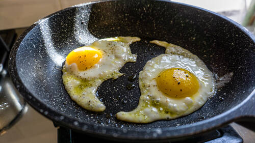 Είναι τα τηγανητά αβγά το αθάνατο γευστικό όνειρο κάθε άντρα;
