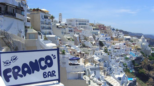 Βρίσκεις το Νησί αν σου δείξουμε το Μπαράκι;