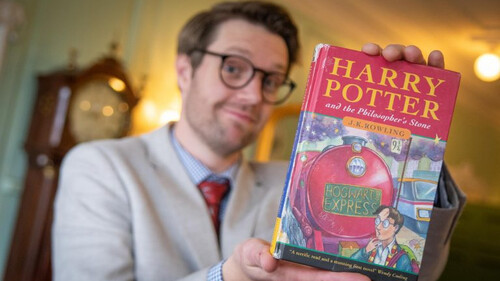 Δεν θα πιστεύεις για πόσα χρήματα πωλήθηκε το πρώτο βιβλίο Χάρι Πότερ!