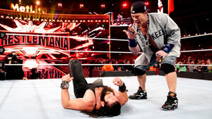 «Πειράζει που βλέπω φανατικά WWE;»
