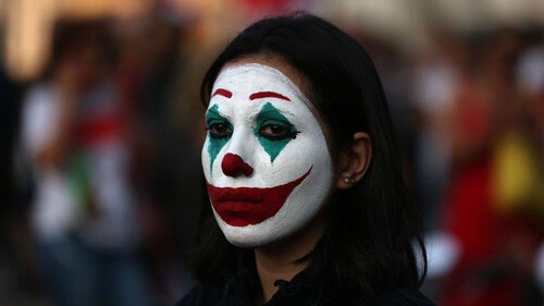 Γιατί ο Joker έχει μετατραπεί σε παγκόσμιο σύμβολο διαμαρτυρίας;