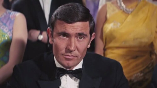 George Lazenby: O αποτυχημένος «Bond» που έγινε πετυχημένος γυναικάς