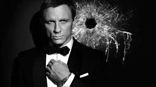 Daniel Craig: Μία ανασκόπηση στην καριέρα του ως James Bond