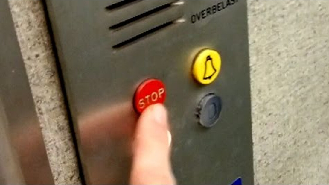 Ξέρεις για ποιο λόγο υπάρχει «STOP» στα ασανσέρ; Θα σοκαριστείς