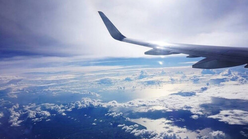 Χαμός σε πτήση: Η φωτογραφία από την καμπίνα που έγινε viral - Αηδίασαν οι επιβάτες (pics)