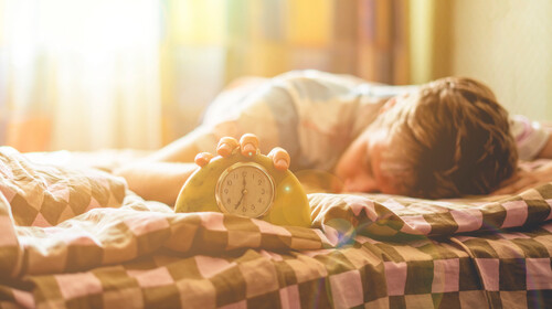 7 έξυπνα gadgets που θα φροντίσουν να ξυπνάς σαν άνθρωπος