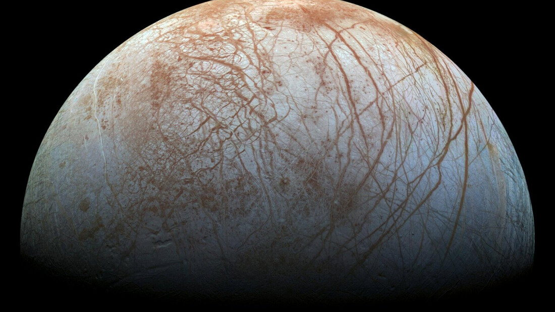 NASA: Ο υπόγειος ωκεανός στο δορυφόρο Ευρώπη του Δία θα μπορούσε να φιλοξενεί ζωή NASA: Ο υπόγειος ωκεανός στο δορυφόρο Ευρώπη του Δία θα μπορούσε να φιλοξενεί ζωή