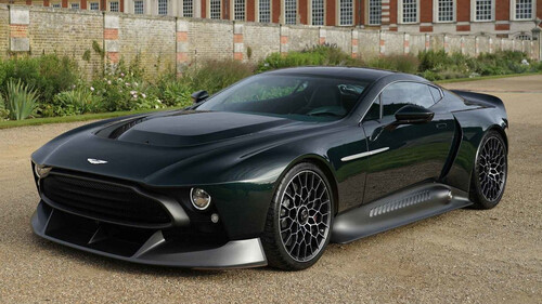 Η αριστοκρατική αίγλη της Aston Martin Victor