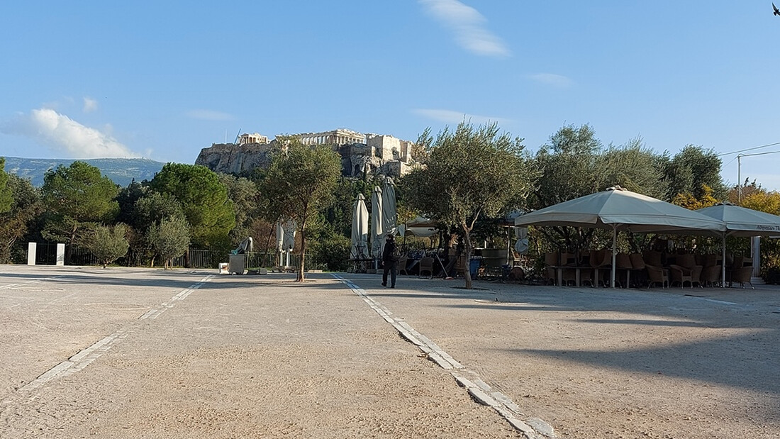 Στην εποχή του Lockdown το κέντρο της Αθήνας θυμίζει Αποκάλυψη