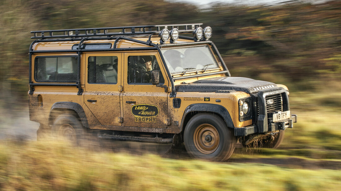 To Land Rover Defender Trophy είναι η αναβίωση ενός θρύλου 400 ίππων
