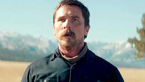  Christian Bale: Η νέα του ταινία σε ταξιδεύει σε ένα θρίλερ εποχής