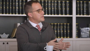 Ο δικηγόρος Κώστας Καρακώστας μιλάει για τη συνεπιμέλεια