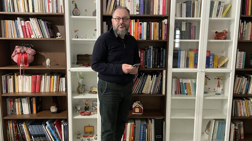 Μιχάλης Καλαμαράς: Με τα ebooks έχεις μια βιβλιοθήκη στην τσέπη σου