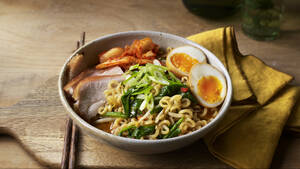 Ramen: Η ιαπωνική κουζίνα μπορεί να σου προσφέρει πολλαπλά επίπεδα γεύσης