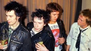 Sex Pistols: Βγαίνει ξανά ο απαγορευμένος δίσκος για χάρη της Βασίλισσας