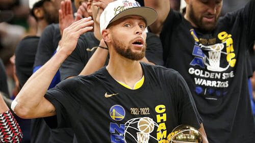 Steph Curry: The Ultimate Warrior