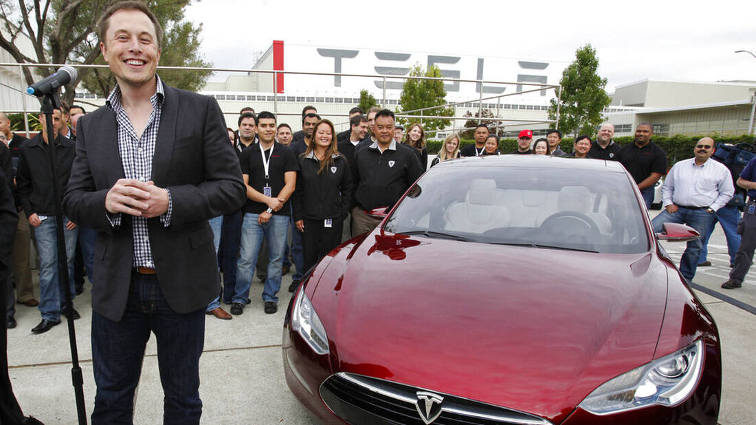 O Elon Musk θέλει να εξαφανίσει τον ανταγωνισμό στα ηλεκτρικά αυτοκίνητα