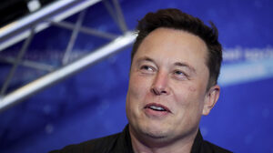 O Elon Musk έχει βάλει σκοπό να καταργήσει το Αirplane Μode