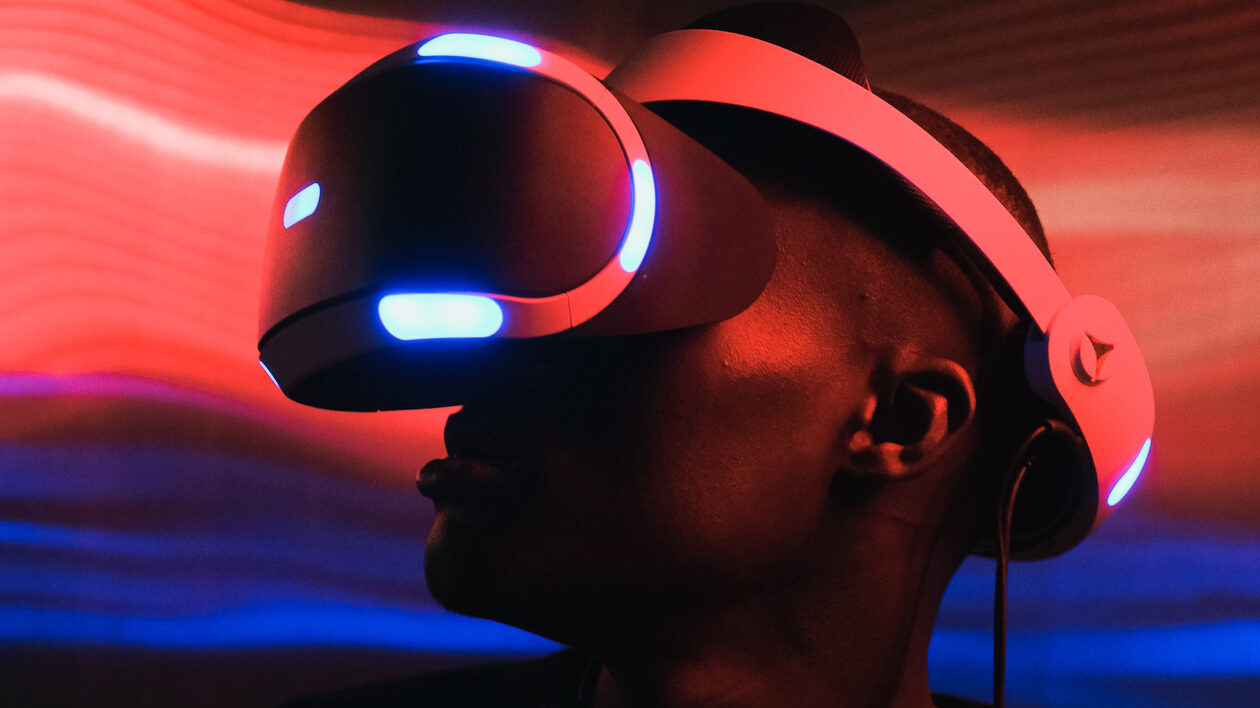 Μπορεί με αυτό το headset να σώσει η Apple την virtual reality;