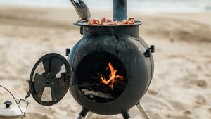 Το πιο compact μπάρμπεκιου που μπορείς να μεταφέρεις παντού
